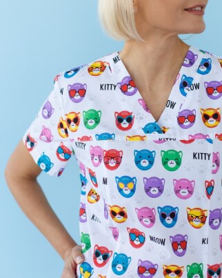 Medical shirt women's Topaz print Cats colored 126-324-569 (6613507) фото 3