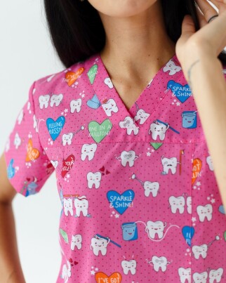 Медицинский костюм с принтом женский Топаз Teeth pink/blue 138-337-623 (6613256) фото 4