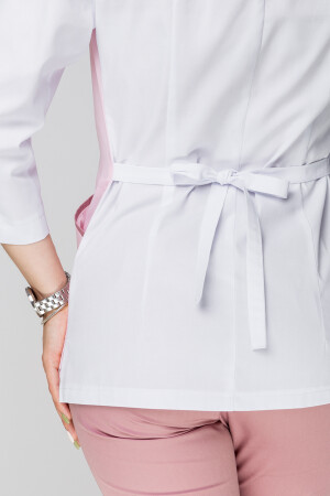 Медицинский костюм Лилия+ Бр. зауженные. COTTON. Белый + розовый / пепельная роза (5411171) фото 12