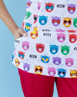 Medical shirt women's Topaz print Cats colored 126-324-569 (6613507) фото 4