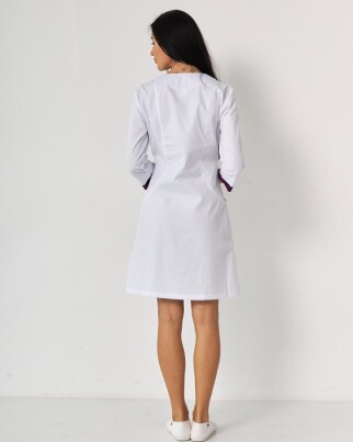 Medical gown women's Olivia buttoned white-purple 159-346-677 (6613586) фото 4