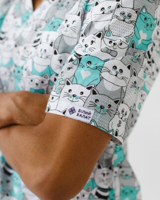 Медицинский костюм с принтом мужской Гранит Коты серый  131-408-644 (6613709) фото 6