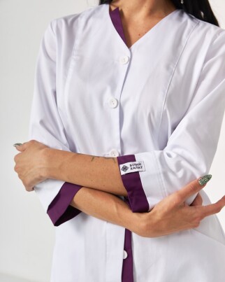 Medical gown women's Olivia buttoned white-purple 159-346-677 (6613586) фото 7