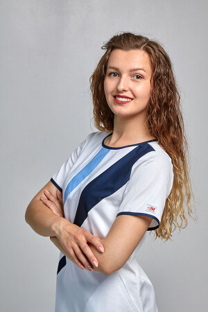 Медицинский костюм Айс+Брюки зауженные. COTTON. Белый + темно-синий + голубой / темно-синий (544709) фото 5