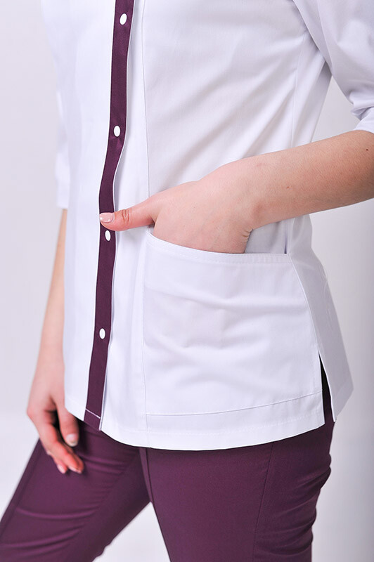 Костюм медицинский Клеопатра+ Бр. зауженные. COTTON. Белый / баклажан (544636) фото 4