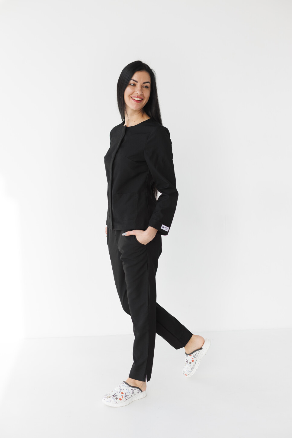Women's medical suit Jacqueline black (Viscose “Elite”) 440-321-927 (6624472) фото 3