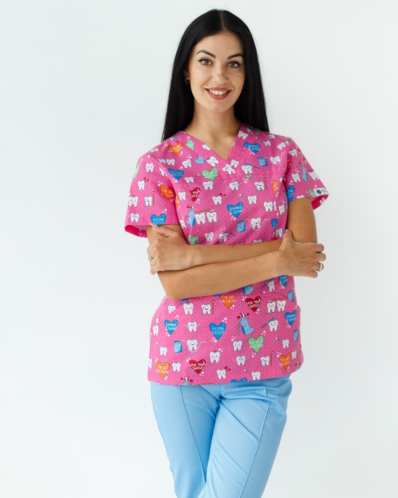Медицинский костюм с принтом женский Топаз Teeth pink/blue 138-337-623 (6613256) фото 3