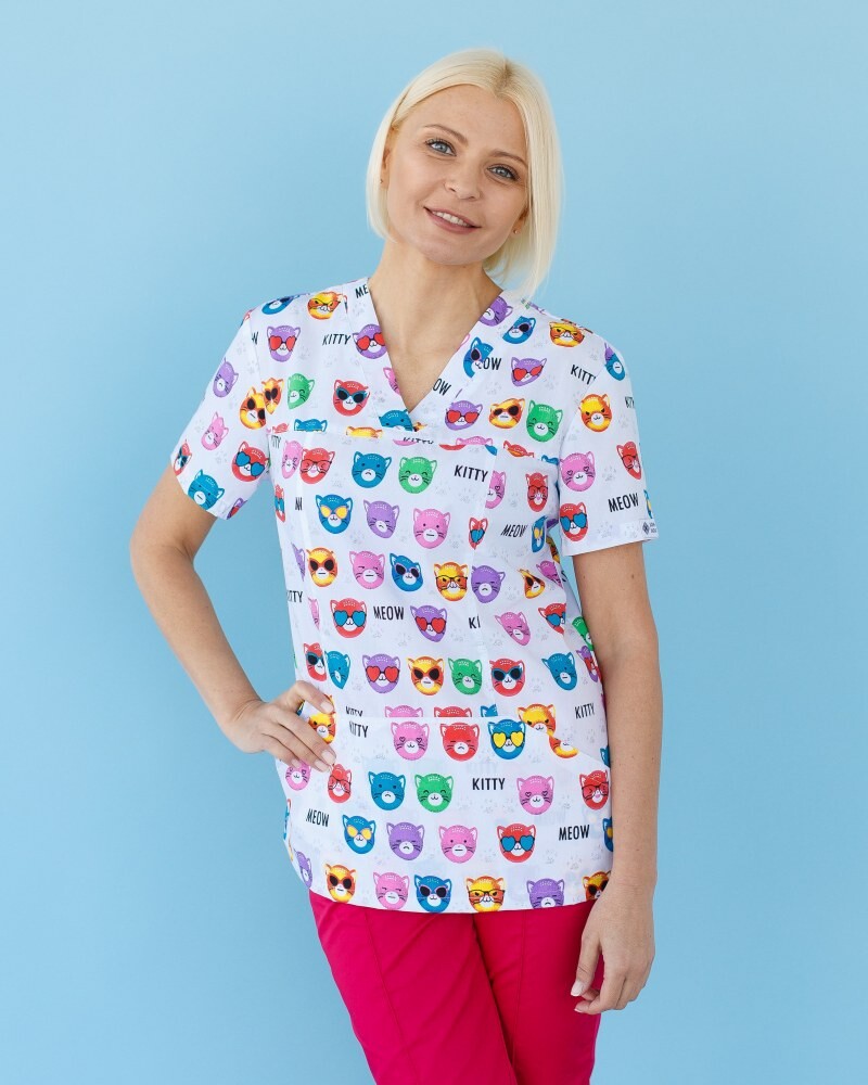 Medical shirt women's Topaz print Cats colored 126-324-569 (6613507) фото 1