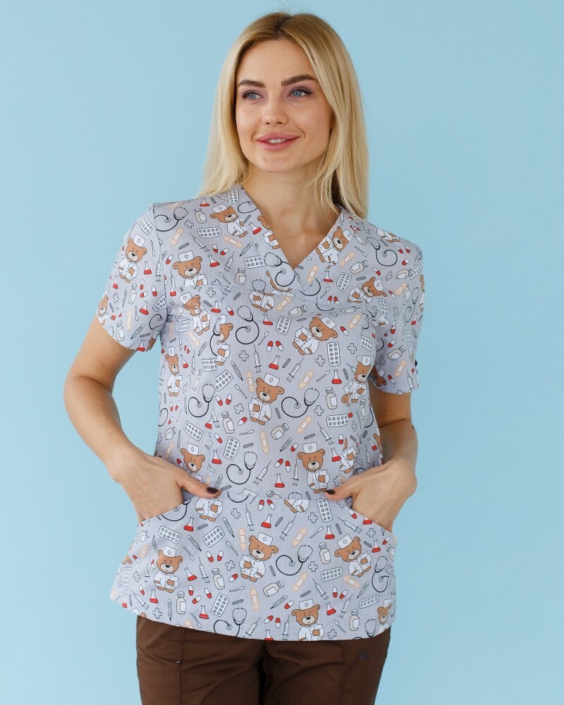 Медицинский костюм с принтом женский Топаз Bear gray/brown 138-373-558 (6613254) фото 3