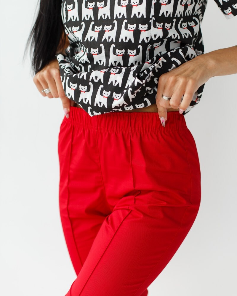 Медицинский костюм с принтом женский Топаз Cats black/red 138-341-568 (6613252) фото 7