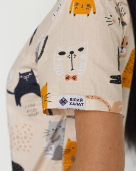 Медичний костюм із принтом жіночий Топаз Кішки білий/бежевий 138-324-644 (6613346) Медичний костюм із принтом жіночий Топаз Кішки білий/бежевий 138-324-644 (6613346) фото 7