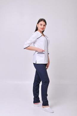 Костюм медицинский Жасмин+ Бр. зауженные. COTTON. Белый / темно-синий (544635) Костюм медицинский Жасмин+ Бр. зауженные. COTTON. Белый / темно-синий (544635) фото 2