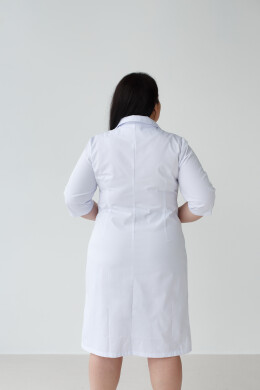 Медицинский халат женский Софи белый +SIZE 306-324-677 (6625318) Медицинский халат женский Софи белый +SIZE 306-324-677 (6625318) фото 4