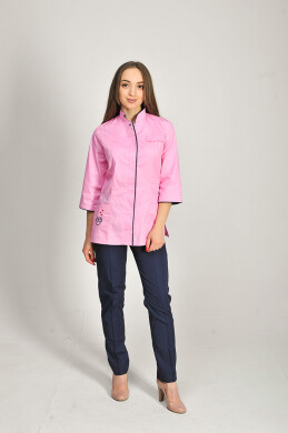 Костюм медицинский Сакура+Бр. зауженные. COTTON. Розовый / синий / вышивка (544678) Костюм медицинский Сакура+Бр. зауженные. COTTON. Розовый / синий / вышивка (544678) фото 1